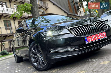Ліфтбек Skoda Superb 2021 в 
