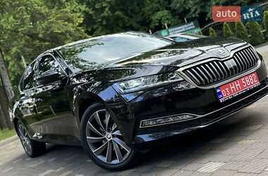 Ліфтбек Skoda Superb 2021 в 