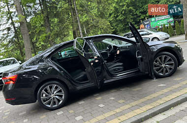 Ліфтбек Skoda Superb 2021 в 