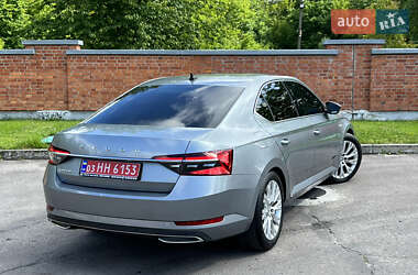 Лифтбек Skoda Superb 2021 в 