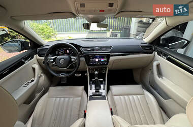 Лифтбек Skoda Superb 2021 в 