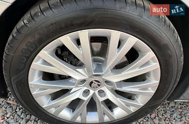 Лифтбек Skoda Superb 2021 в 