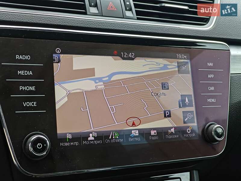 Універсал Skoda Superb 2018 в Луцьку