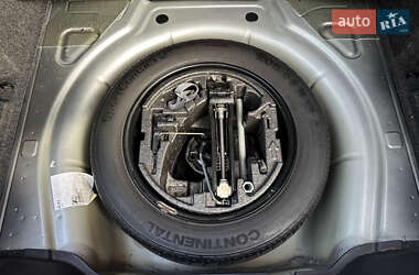 Лифтбек Skoda Superb 2013 в 