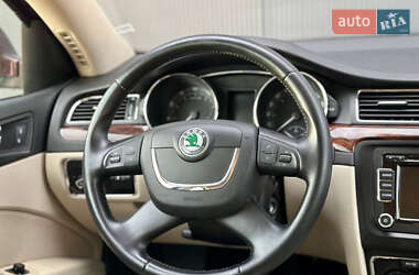 Лифтбек Skoda Superb 2009 в 