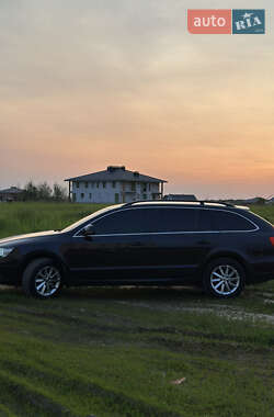 Универсал Skoda Superb 2013 в 