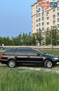 Универсал Skoda Superb 2013 в 