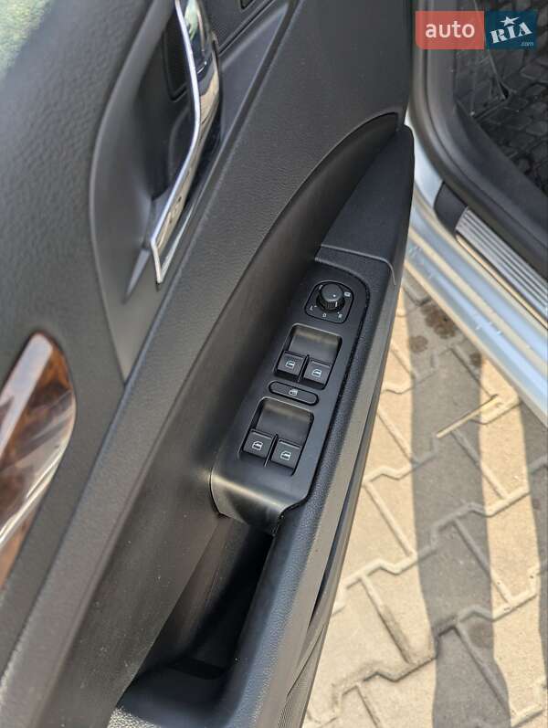Универсал Skoda Superb 2015 в Житомире