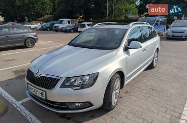 Универсал Skoda Superb 2015 в 