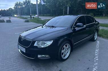 Ліфтбек Skoda Superb 2010 в Львові