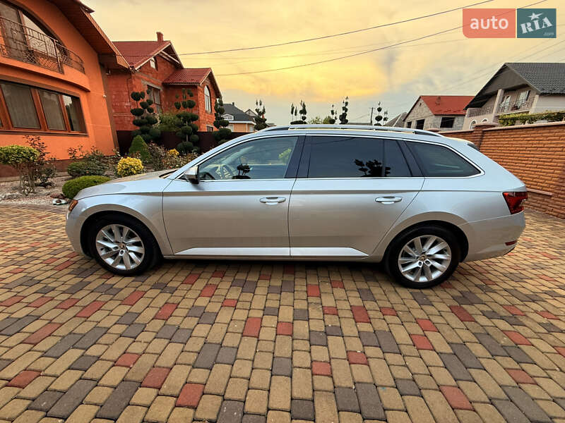Універсал Skoda Superb 2020 в Мукачевому