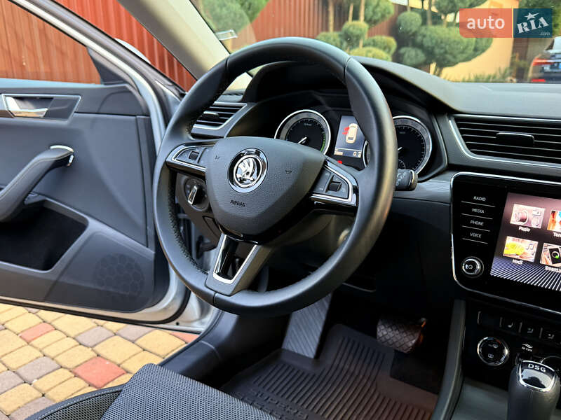 Універсал Skoda Superb 2020 в Мукачевому