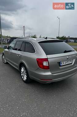 Универсал Skoda Superb 2012 в 