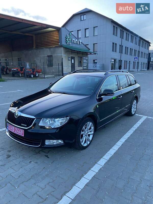Универсал Skoda Superb 2012 в 