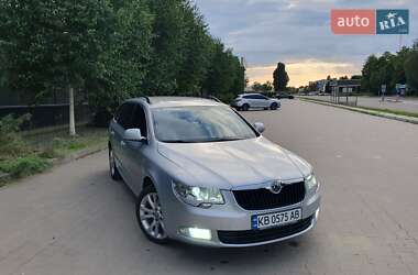 Универсал Skoda Superb 2011 в Белой Церкви