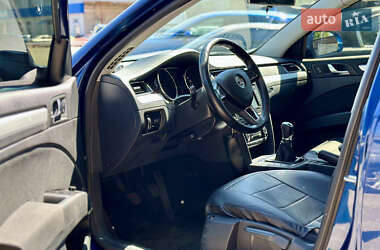 Універсал Skoda Superb 2013 в 