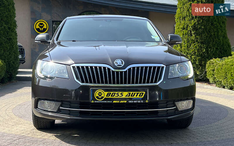 Лифтбек Skoda Superb 2014 в Львове