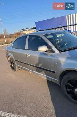 Ліфтбек Skoda Superb 2006 в 