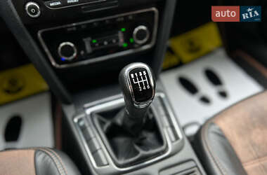 Лифтбек Skoda Superb 2012 в 
