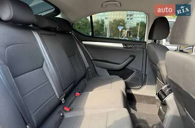 Ліфтбек Skoda Superb 2016 в 