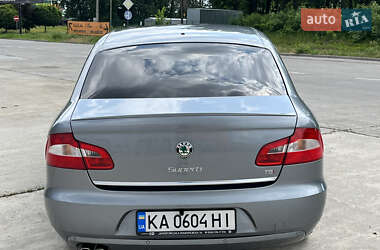 Лифтбек Skoda Superb 2012 в 