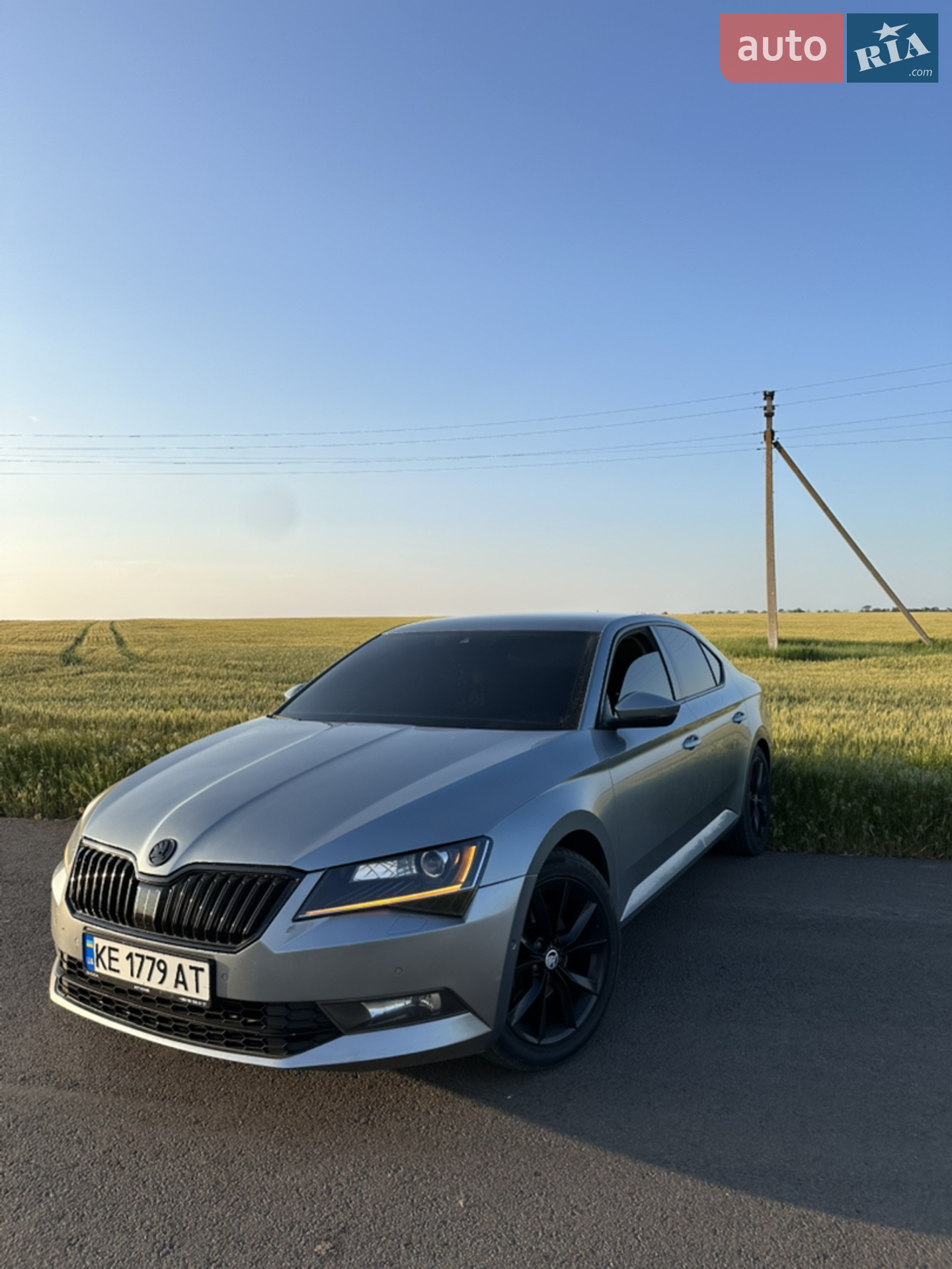 2016 Skoda Superb - мініатюра 2