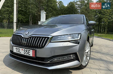 Ліфтбек Skoda Superb 2020 в 
