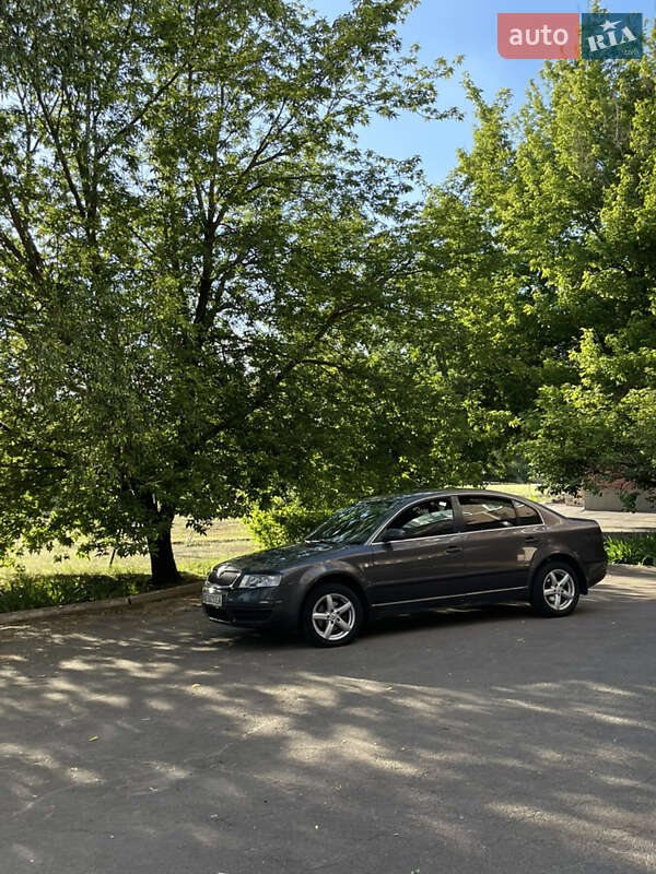 Лифтбек Skoda Superb 2006 в Кривом Роге