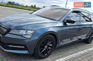 Універсал Skoda Superb 2020 в 