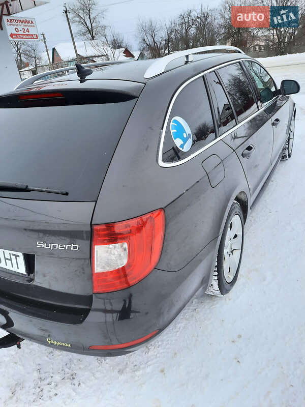 Універсал Skoda Superb 2011 в Києві