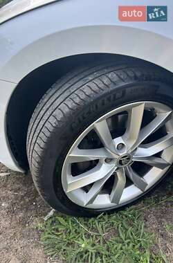 Универсал Skoda Superb 2019 в 
