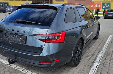 Універсал Skoda Superb 2020 в 