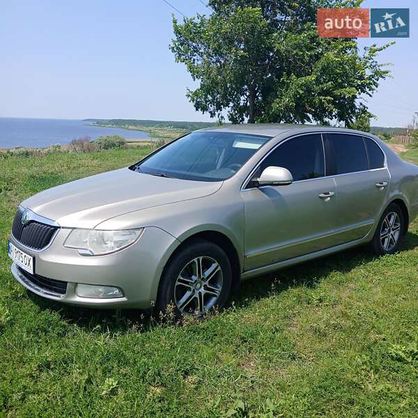 Лифтбек Skoda Superb 2013 в Переяславе
