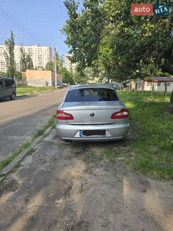 Ліфтбек Skoda Superb 2010 в Києві