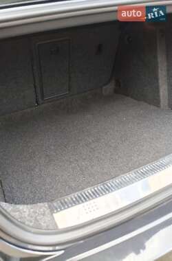 Лифтбек Skoda Superb 2013 в 