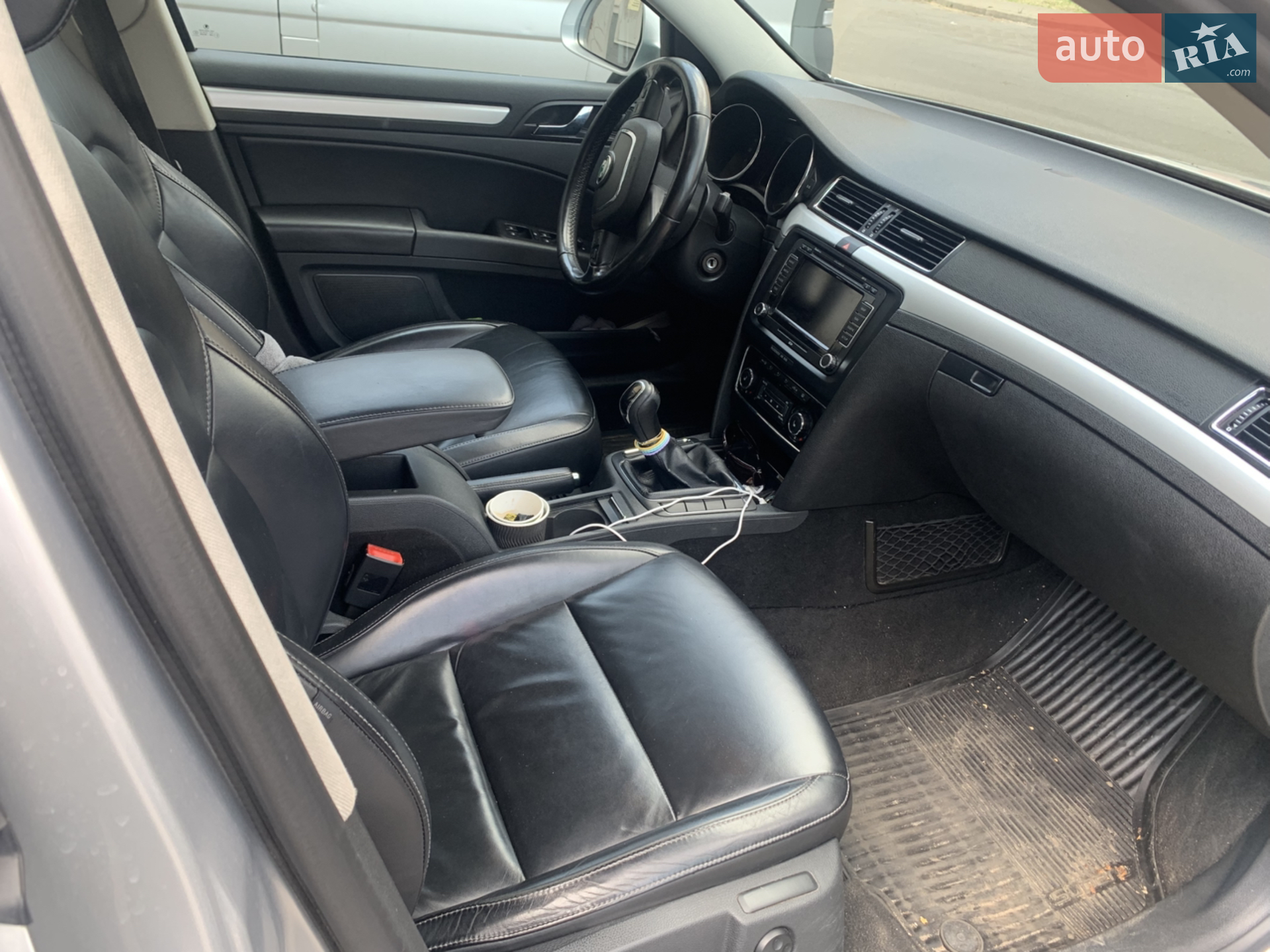 2011 Skoda Superb - мініатюра 3