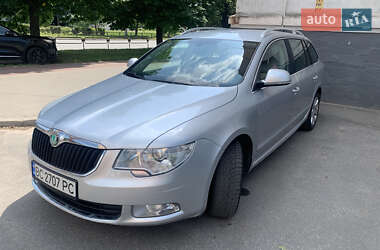 Универсал Skoda Superb 2011 в 