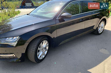 Универсал Skoda Superb 2020 в 