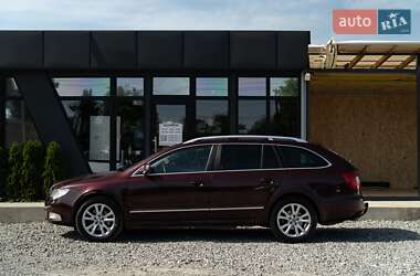 Універсал Skoda Superb 2011 в 