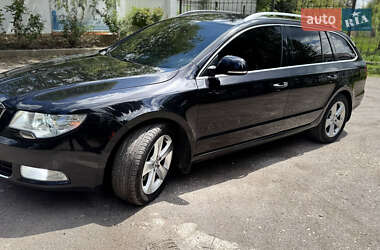 Универсал Skoda Superb 2013 в 