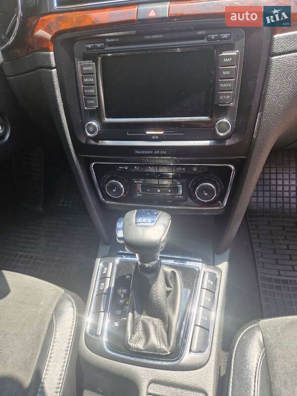 Универсал Skoda Superb 2010 в Ивано-Франковске