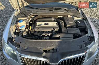 Лифтбек Skoda Superb 2013 в 