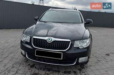 Универсал Skoda Superb 2011 в Калуше