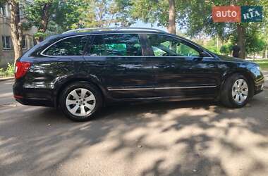 Універсал Skoda Superb 2012 в Миколаєві