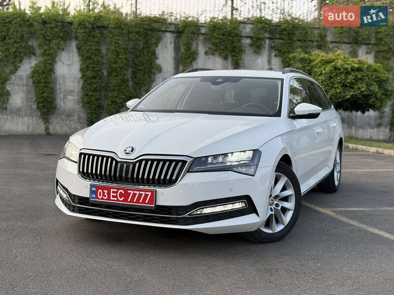 Универсал Skoda Superb 2021 в Ровно