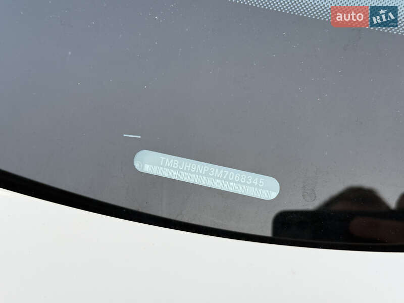 Универсал Skoda Superb 2021 в Ровно