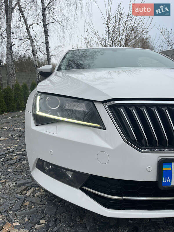 Универсал Skoda Superb 2016 в Киеве