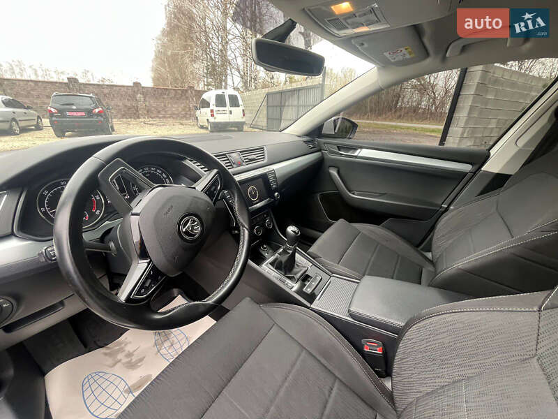 Универсал Skoda Superb 2016 в Киеве
