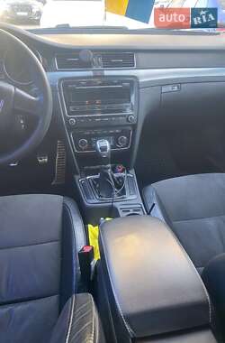 Лифтбек Skoda Superb 2009 в 