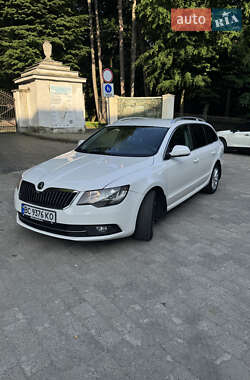 Универсал Skoda Superb 2013 в Львове